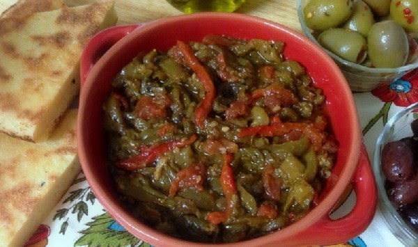 Recette Salade de Tomates et Poivrons Grillés
